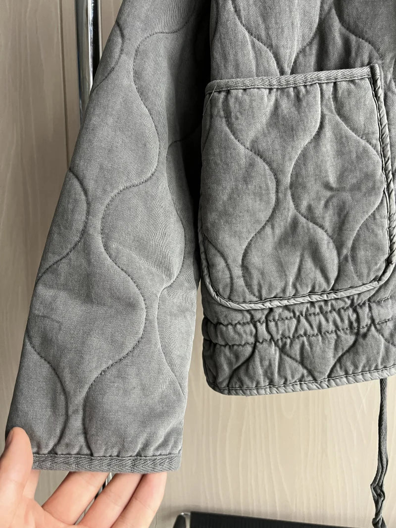 Elegant Women's Jacket with Pocket Details in Multiple Colours