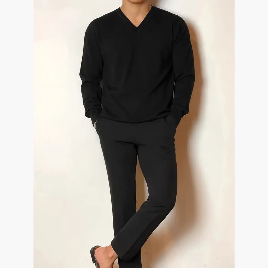 Men's Stylish Long-Sleeve V-Neck Sweater