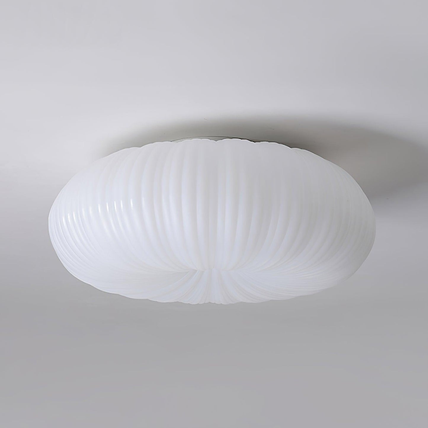 Stylish elegance that will brighten up the space!