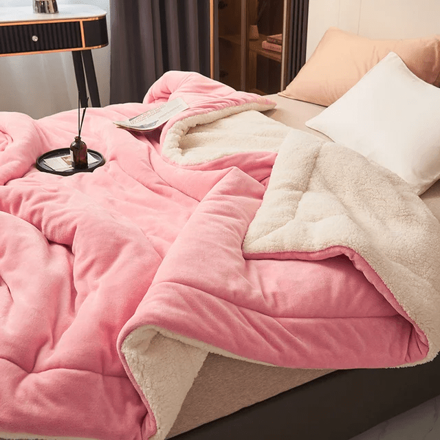 Wearclo | Fleece Blanket | Soft and Durable | Multiple Sizes