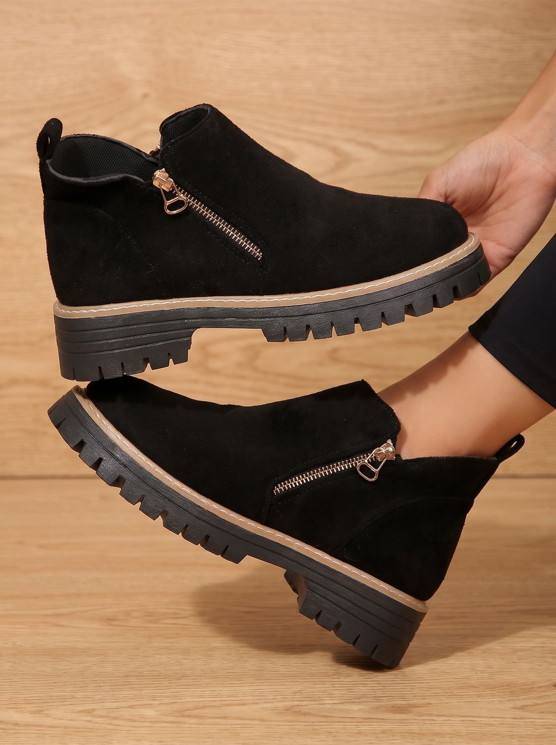 Women's Leopard Print Side-Zip Chunky Platform Ankle Boots
