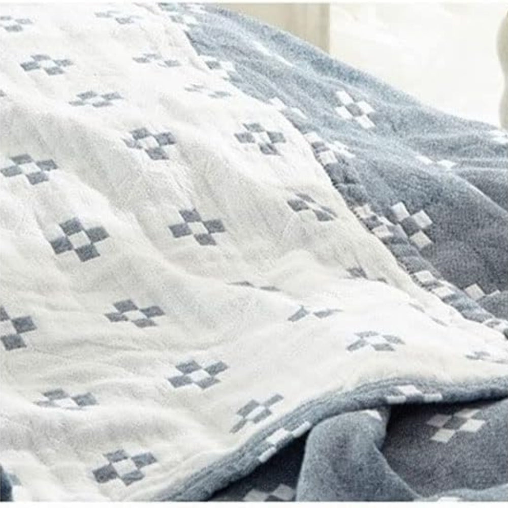 Diamond Dot Cotton Blanket