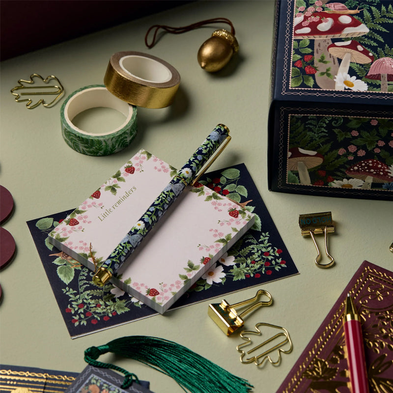 JollyJournals™ - Advent Calendar with Stationery 24 Surprises