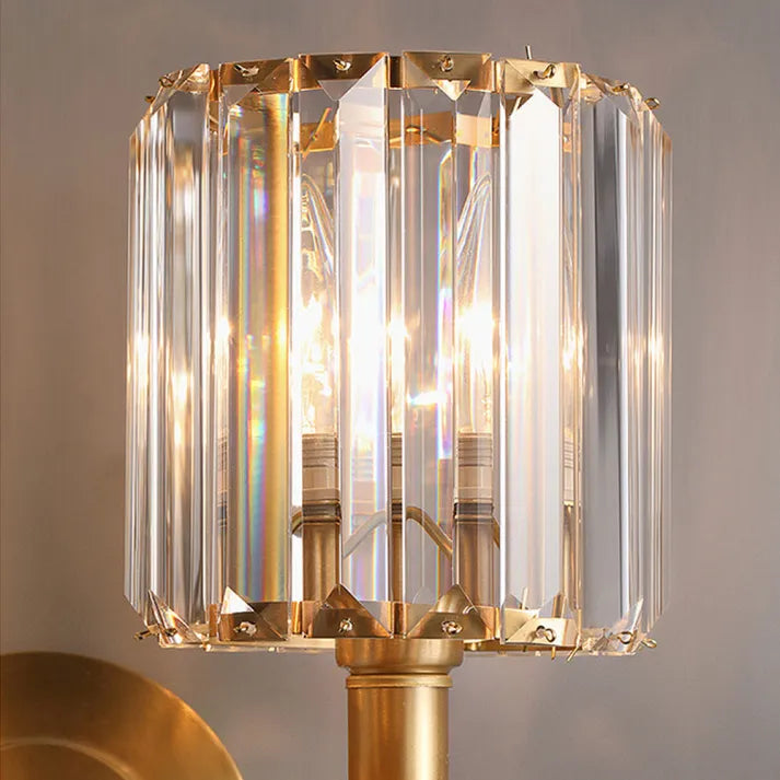 Luxurious sparkle of crystals for an elegant and sophisticated atmosphere