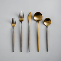 Elegant Flatware Set - Modern Dining Essentials