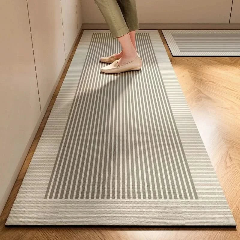 Minimalist Non-Slip Kitchen Floor Mat – Easy-Clean