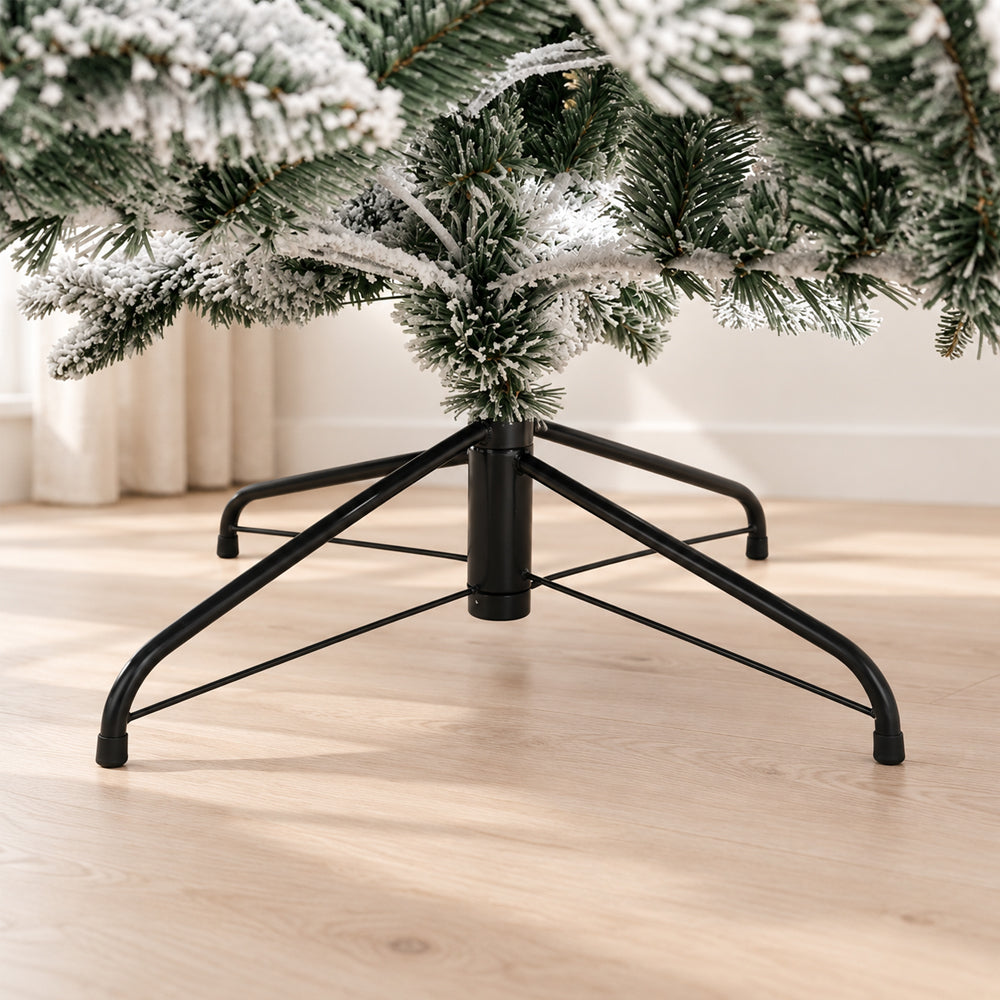 Nordic Snow Flocked Christmas Tree with Pine Cones