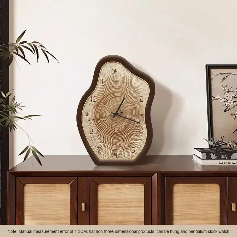 Rustic Annual Ring Clock with Natural Wood-Inspired Design