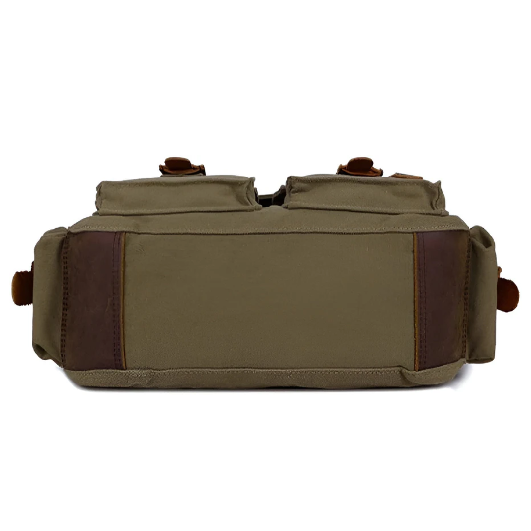 Spacious Men's Canvas Crossbody - UrbanTrail