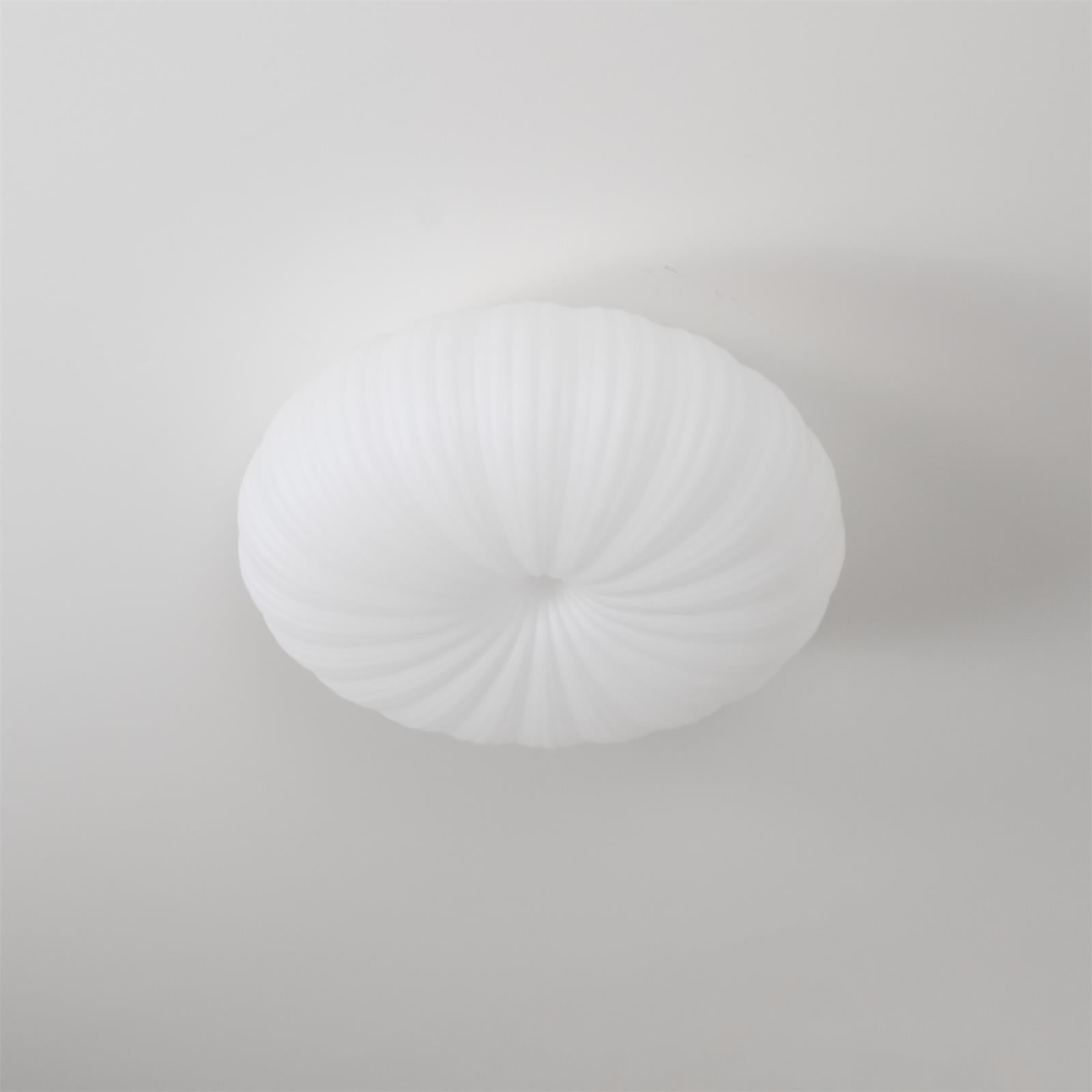 Stylish elegance that will brighten up the space!