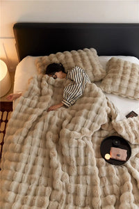 WarmWol Plaid – Ultra-Soft Fleece Blanket, Exceptional Warmth for All Seasons
