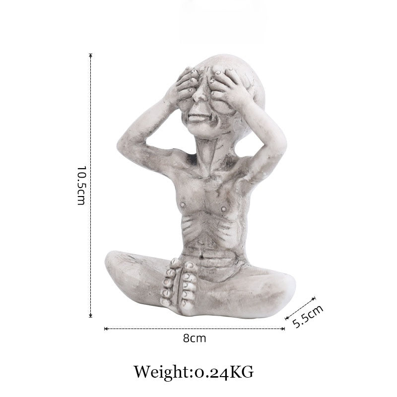 Wearclo | Alien Statue made of Resin for Garden & Outdoor Area