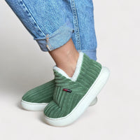Wearclo Boutique Cozy Fleece Lined House Shoes
