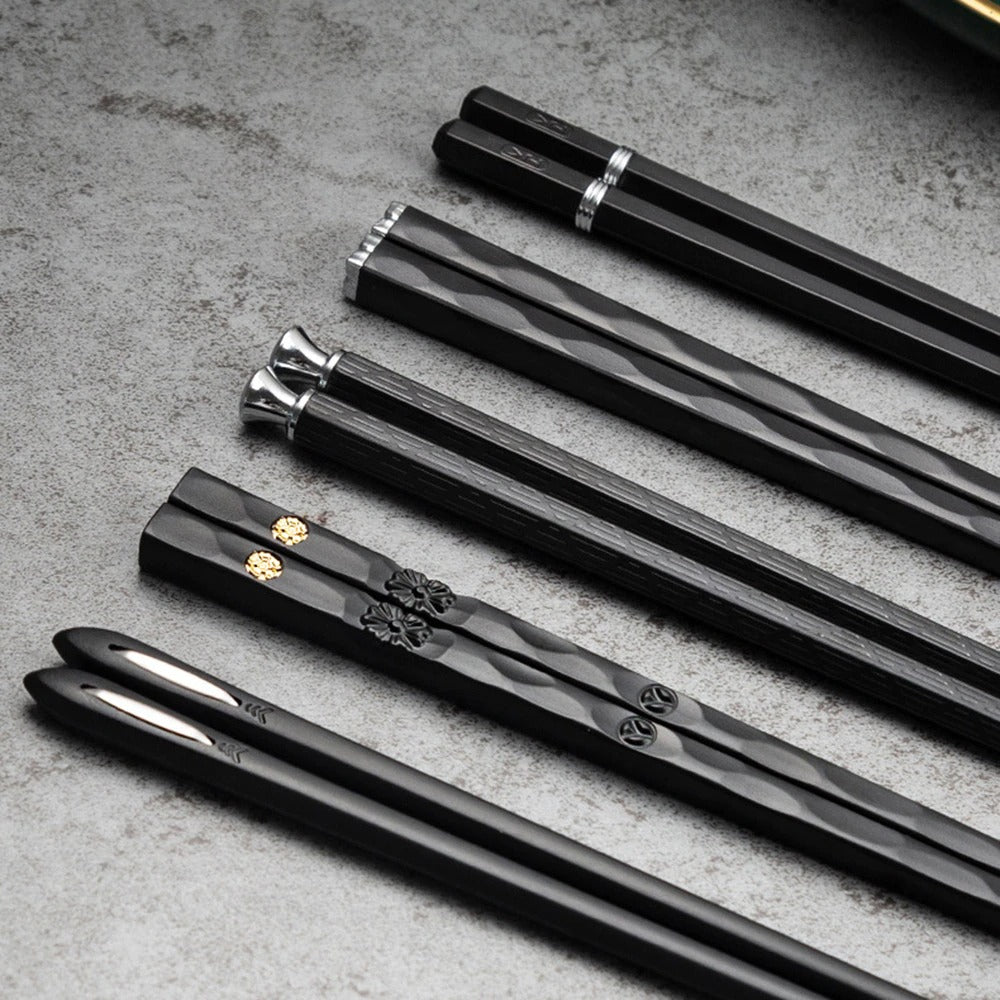 Wearclo | DineLux – Luxurious Chopstick Set with Refined Designs (5 Pairs)