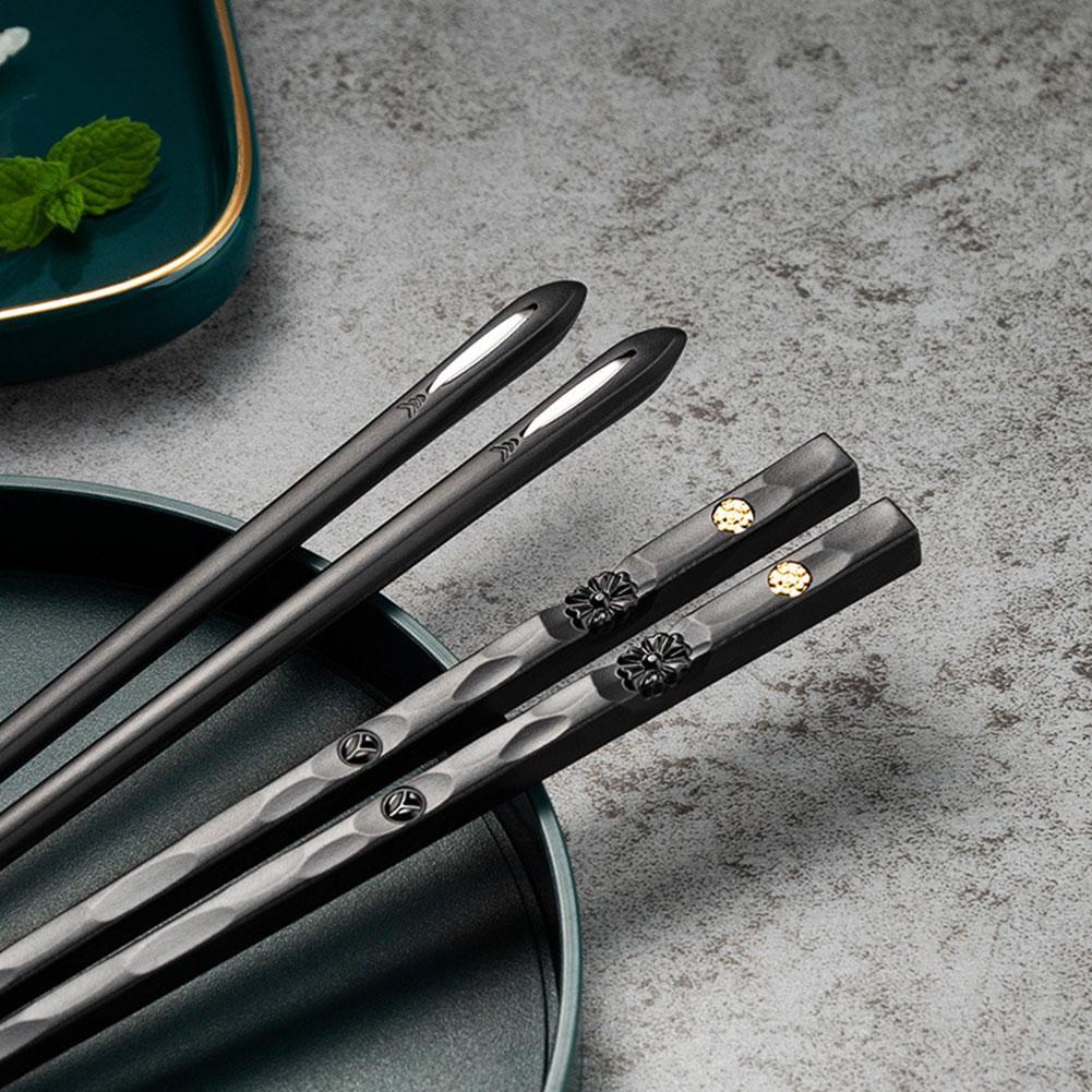 Wearclo | DineLux – Luxurious Chopstick Set with Refined Designs (5 Pairs)