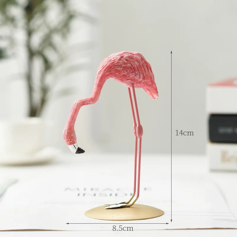 Wearclo | Flamingo Figurine made of Resin Modern Decoration