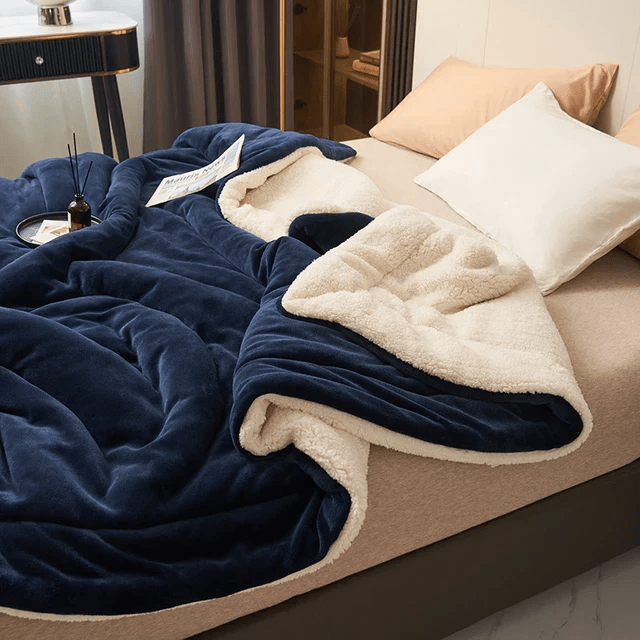 Wearclo | Fleece Blanket | Soft and Durable | Multiple Sizes