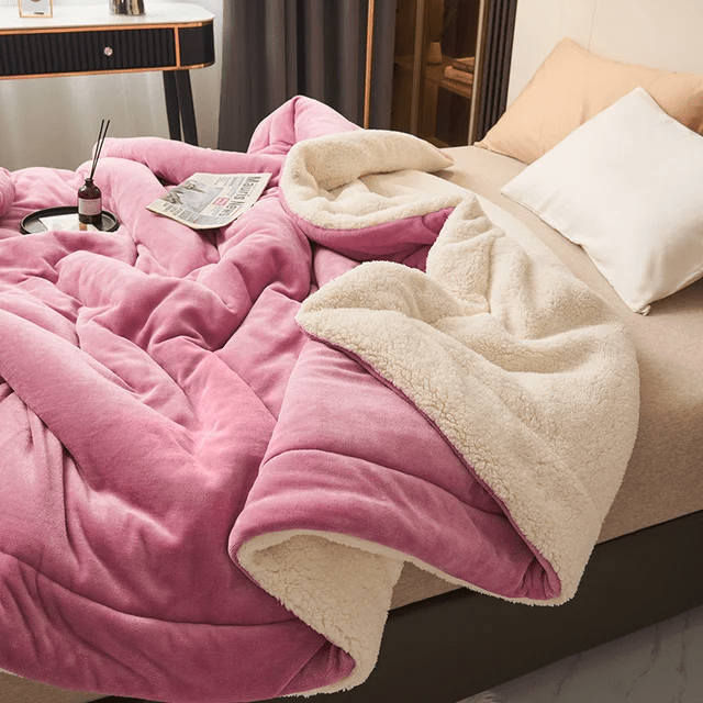 Wearclo | Fleece Blanket | Soft and Durable | Multiple Sizes