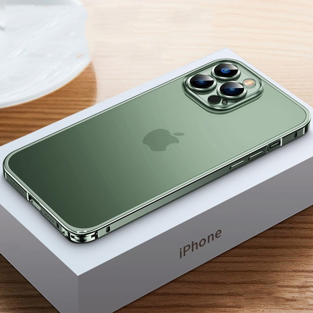 Wearclo | iPhone Case - Robust Protection in Elegant Design