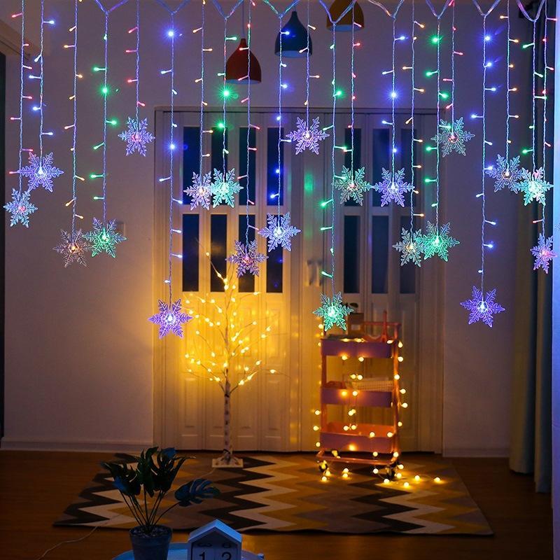 Wearclo | LED Curtain Light String with Snowflake | Indoor & Outdoor