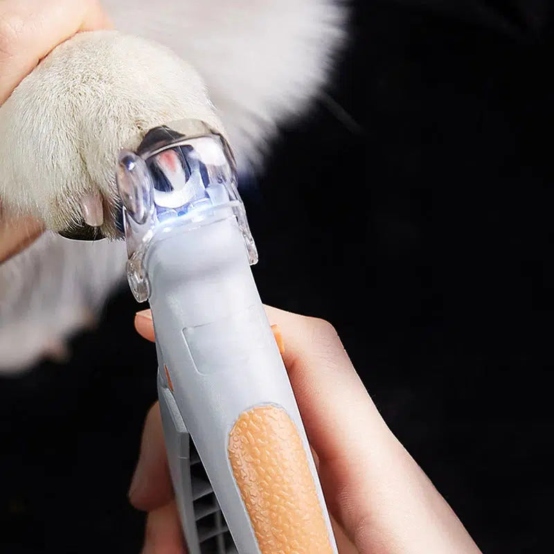 Wearclo | MAX - Best nail clipper for dogs with quick sensors