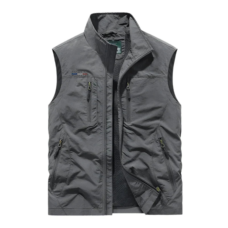 Wearclo | Men's Lightweight Water-Resistant Vest with Zip Pockets