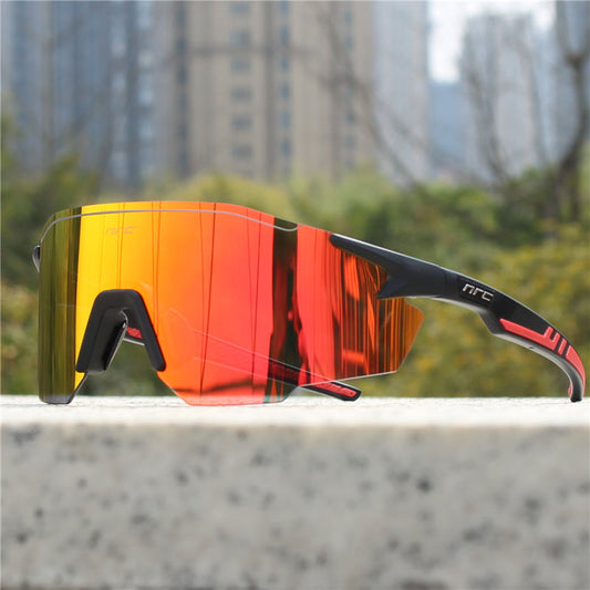 Wearclo | Men’s Polarised Sports Sunglasses – UV Protection & Lightweight Design