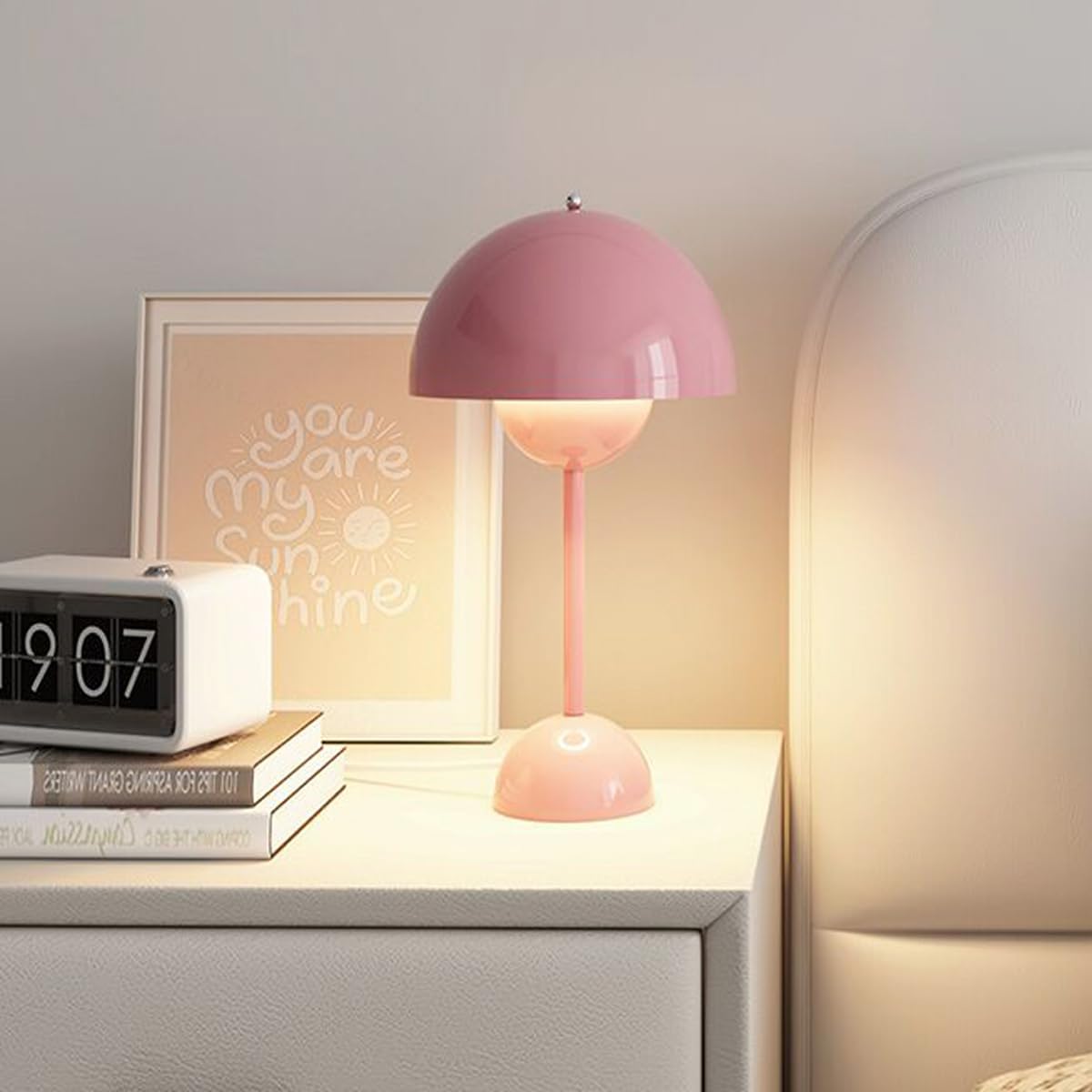 Wearclo | NordicNest Scandinavian Table Lamp