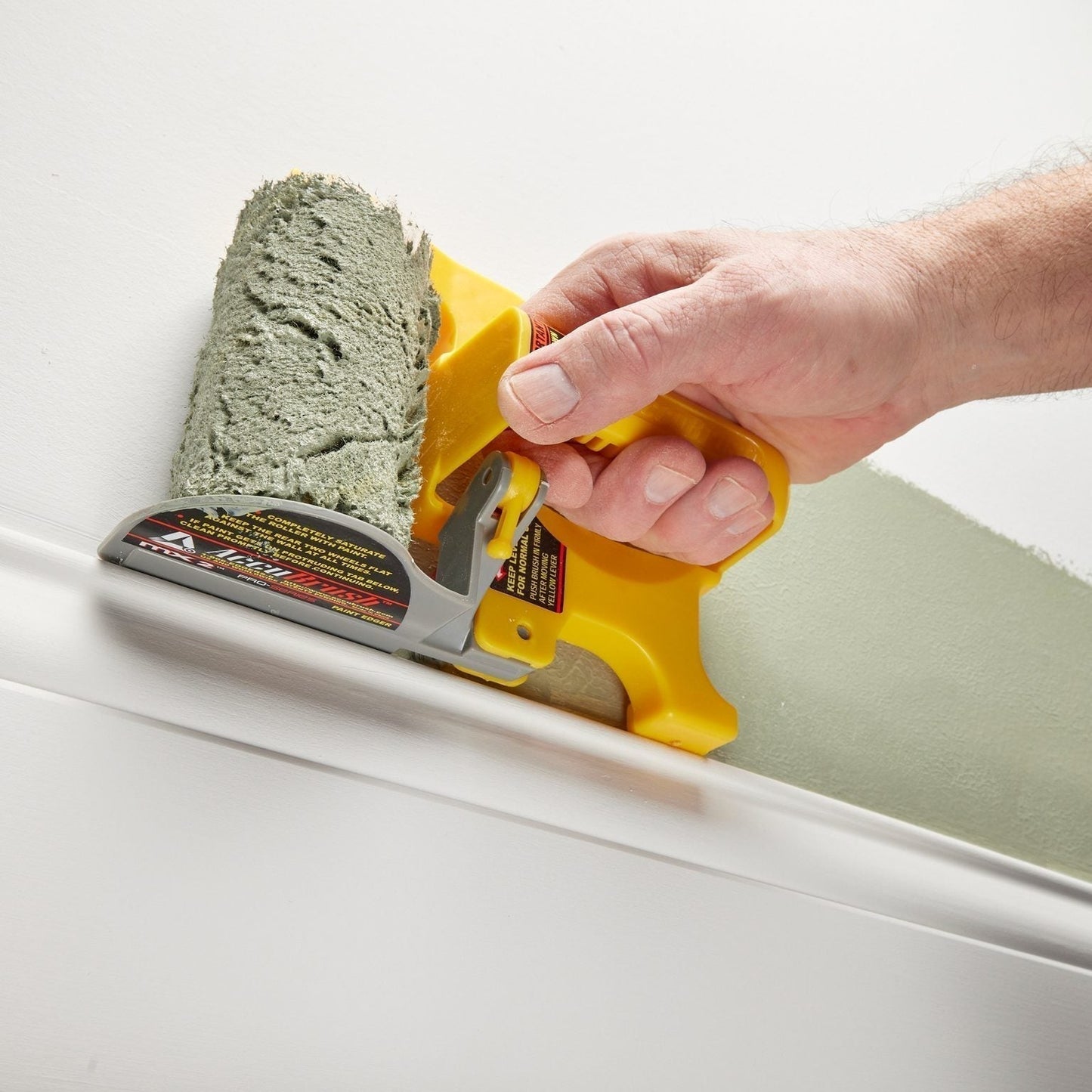Wearclo | Paint Roller for Edging Walls and Ceilings