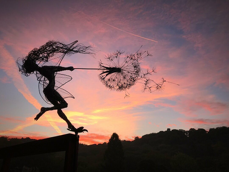 Wearclo | Perfect Wonderland Garden Decoration - The Naughty Spirits Are Dancing