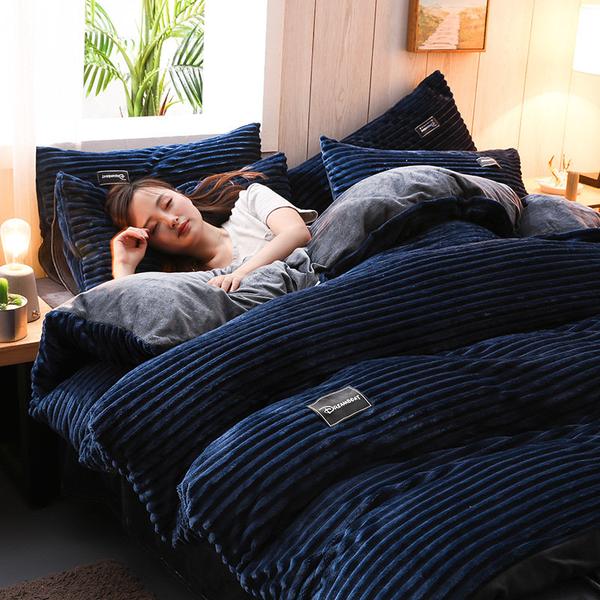 Wearclo | Thickened Corduroy Velvet Bedding Set