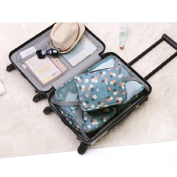 Wearclo | TravelEase Toiletry Bag | Water-Resistant and Organized | Travel