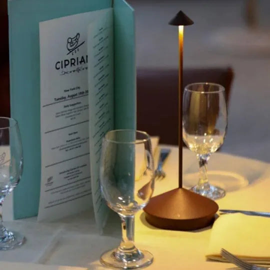 Wearclo | Wireless LED Table Lamp - Rechargeable & Dimmable Atmosphere