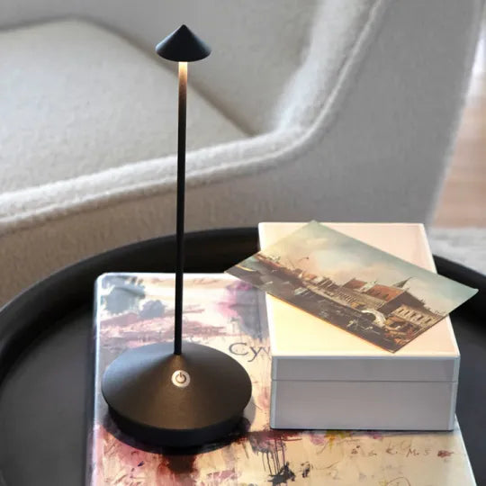 Wearclo | Wireless LED Table Lamp - Rechargeable & Dimmable Atmosphere
