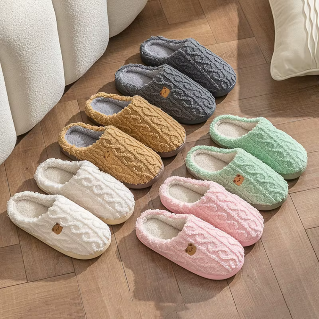 Wearclo | Women's Cable Knit Slippers with Teddy Bear Embroidery