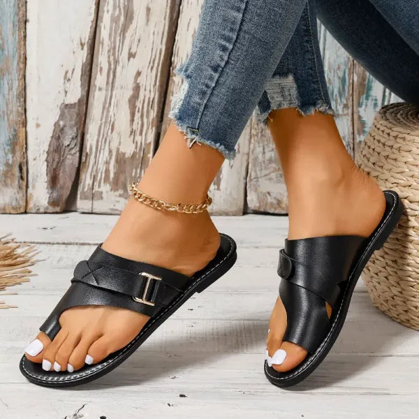 Wearclo | Women's Flat Thong Sandals with Adjustable Strap