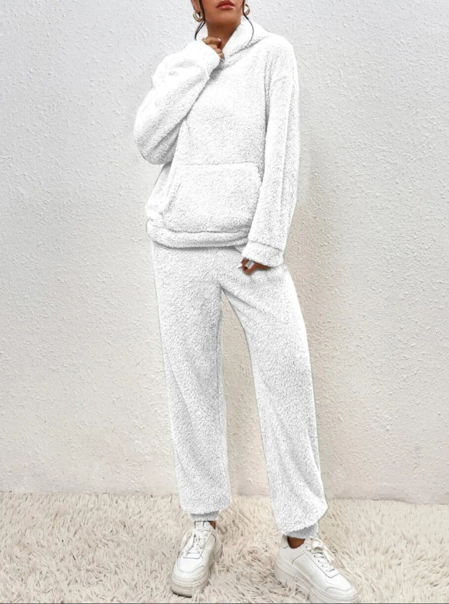 Wearclo | Women's Hooded Fleece Loungewear Set