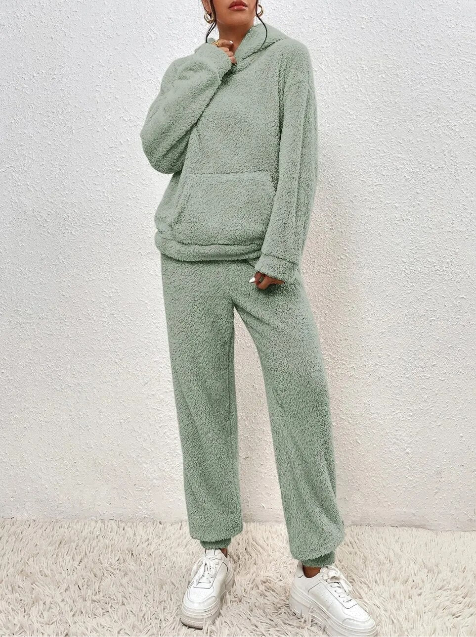 Wearclo | Women's Hooded Fleece Loungewear Set