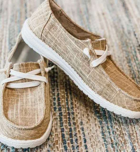 Wearclo - Women's Lace-Up Shoes