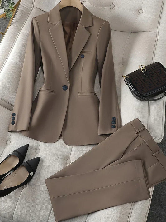 Wearclo | Women's Notched Lapel Blazer Suit Set