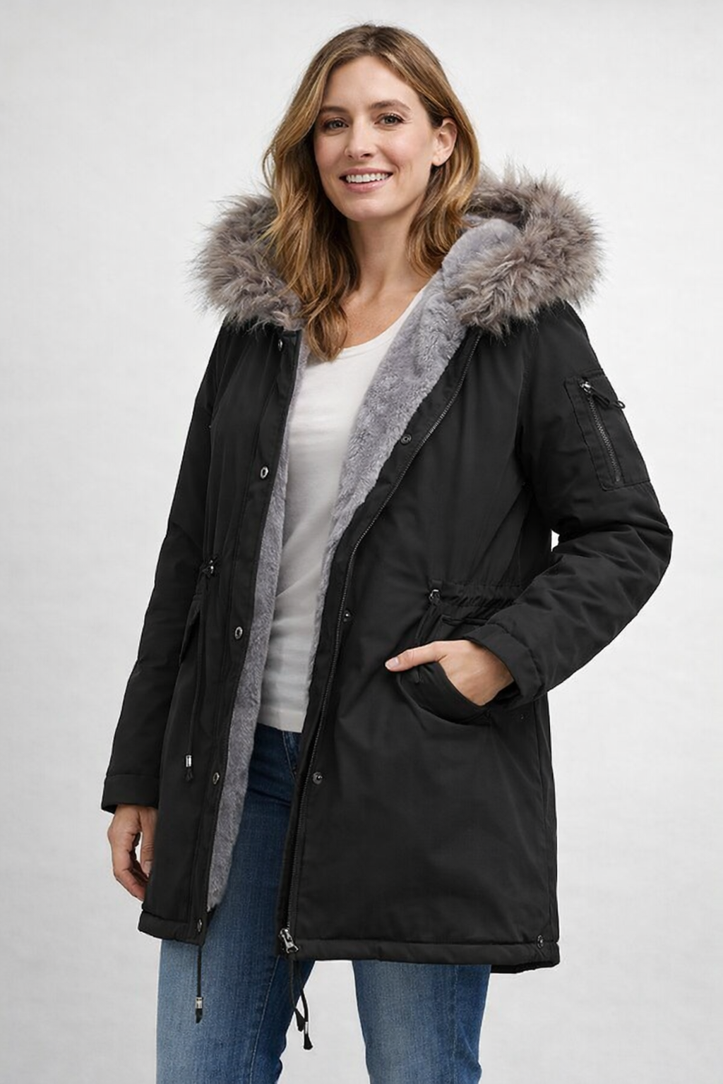 Wearclo | Women's Parka with Fur Hood and Fleece Lining