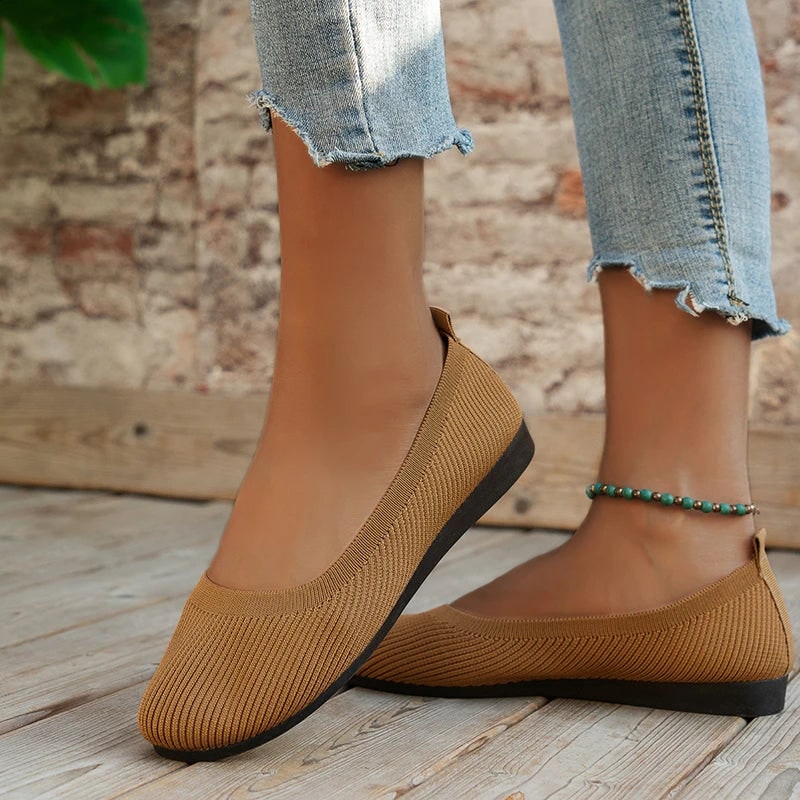 Women's Ballet Flats with Elastic Upper and Orthopedic Insole Support