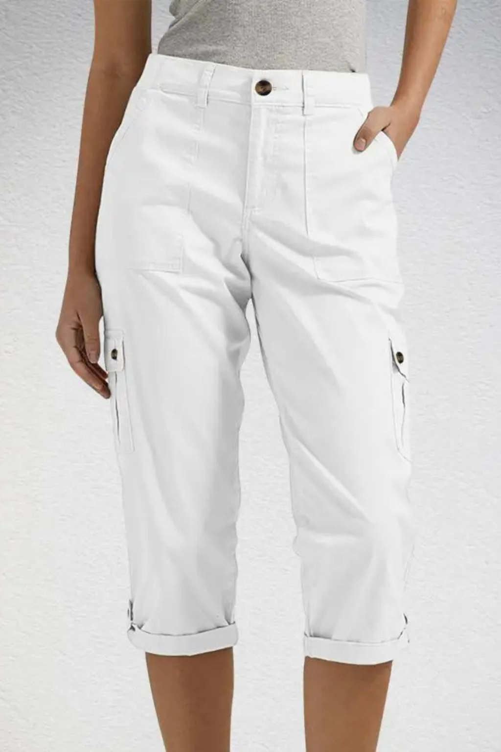 Women's Cropped Cargo Trousers