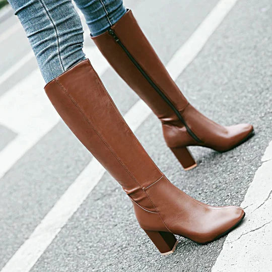 Women's Knee-High Heeled Boots with Stylish Silhouette