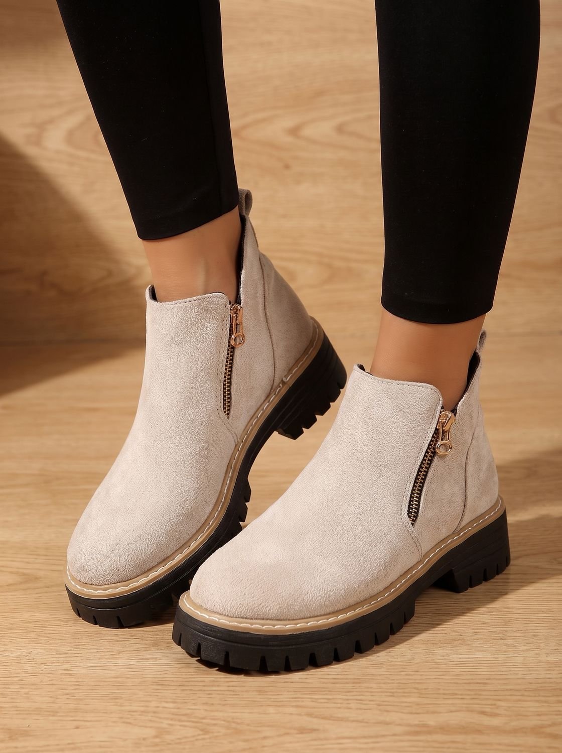 Women's Leopard Print Side-Zip Chunky Platform Ankle Boots