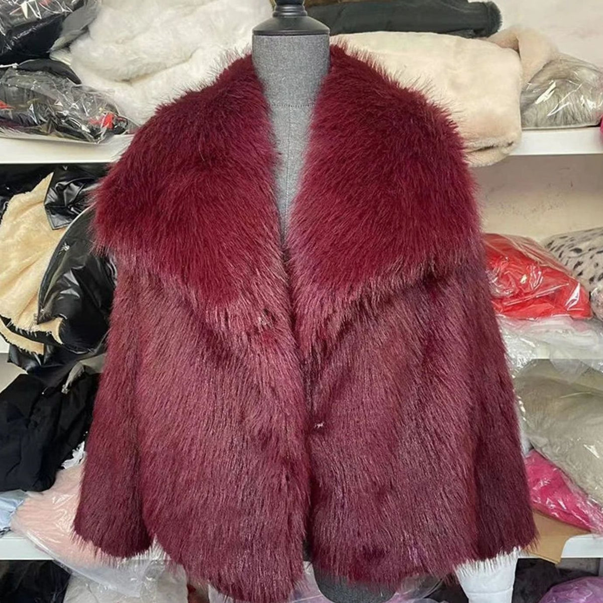 Women's Open-Front Cropped Faux Fur Winter Jacket