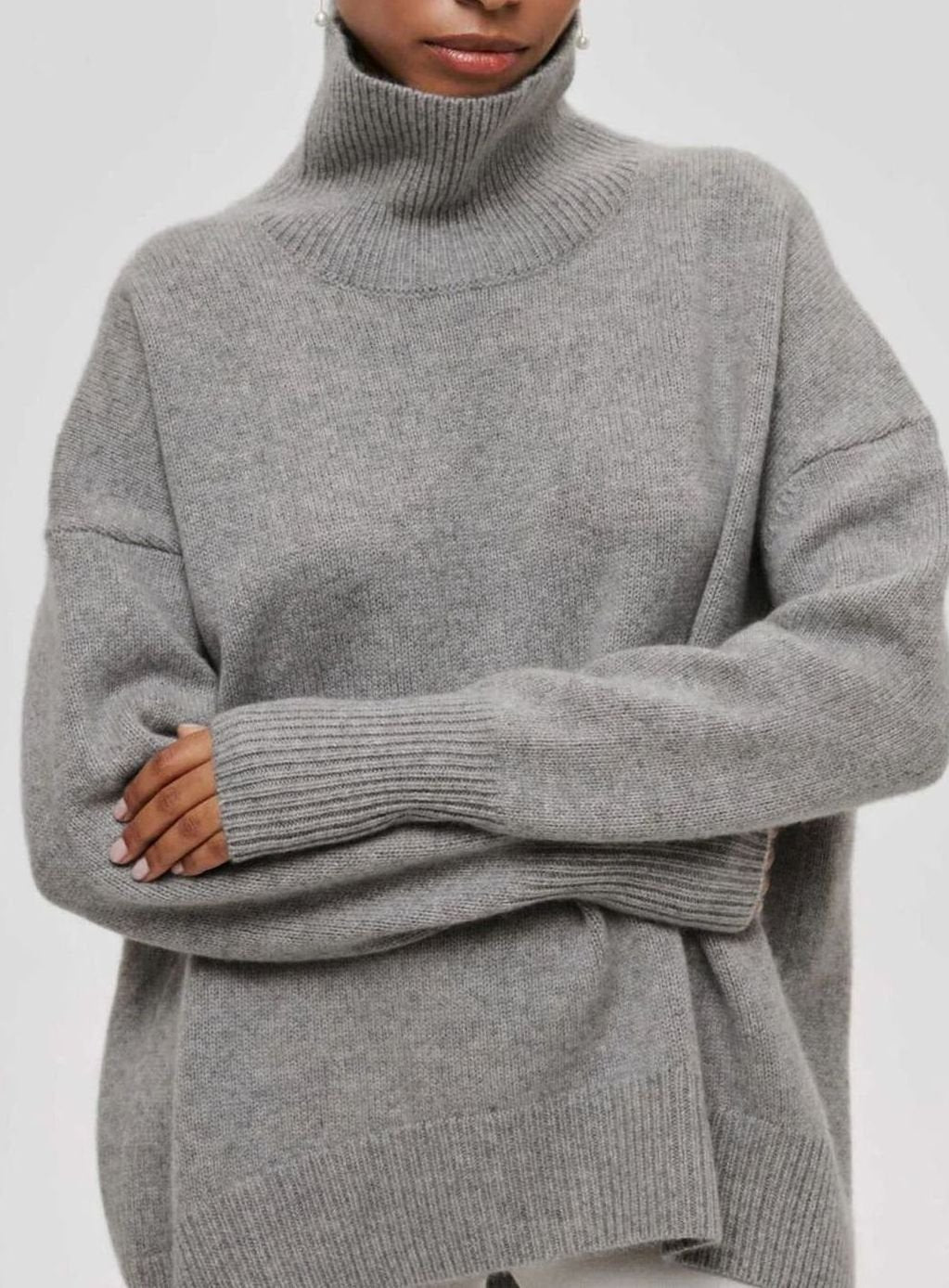 Women's Oversized Ribbed-Knit Turtleneck Sweater with Elbow Slits