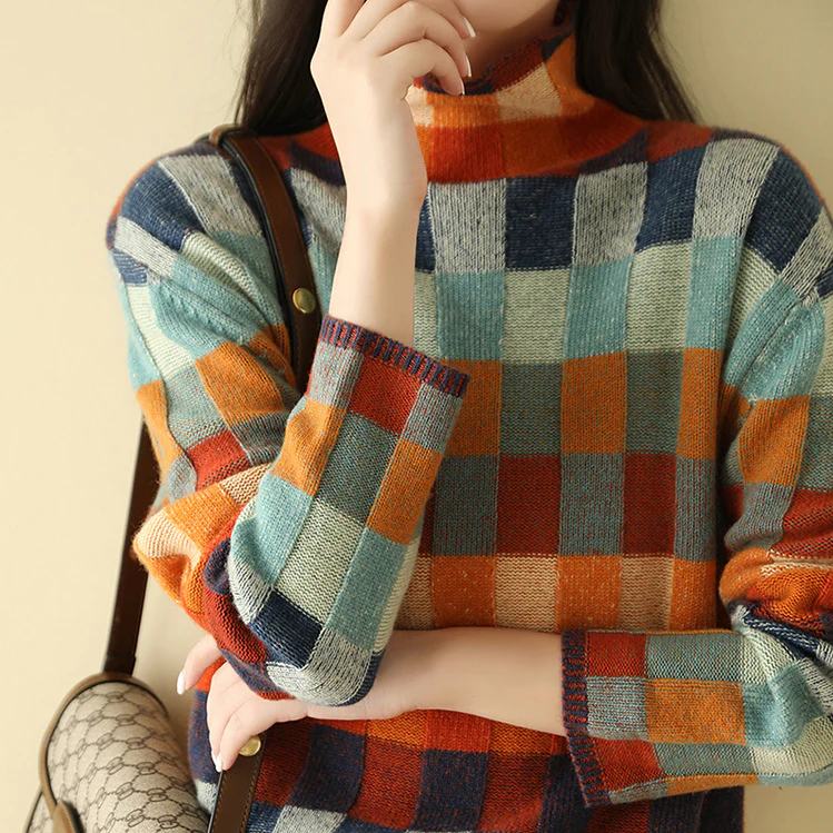 Women's Relaxed Fit Plaid Sweater - Comfortable Checked Knit Pullover with Crew Neck, Soft Oversized Winter Sweater