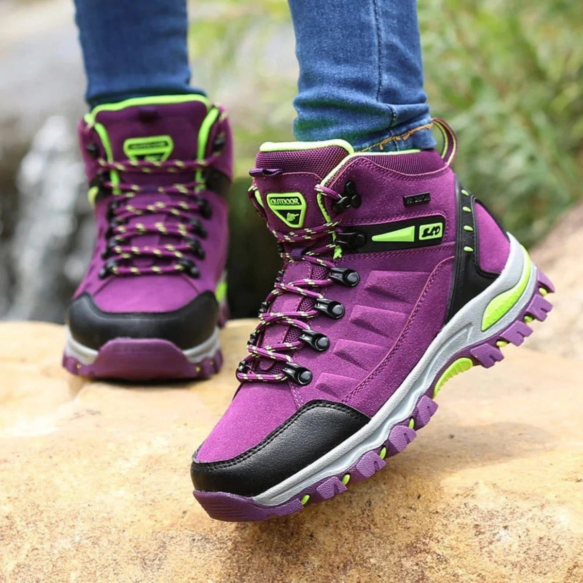 Women's Sturdy Hiking Boots