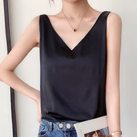 Wearclo | Luxurious V-Neck Silk Tank Top